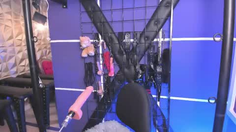 Snapshot of venus_bms_ chatting on 25, 4, 2026 VENUS online show from 25, 4, 2026