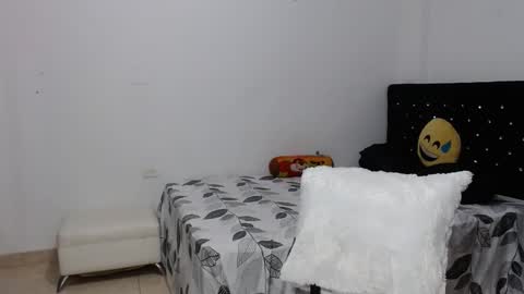 Snapshot of venus_menoza chatting on 29, 12, 2024 venus_menoza online show from 29, 12, 2024