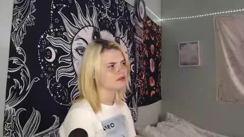 Miss Venus online show from 29, 9, 2025