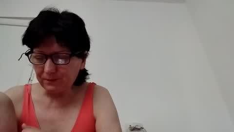 Snapshot of vera_elle chatting on 26, 5, 2026 Vera online show from 26, 5, 2026