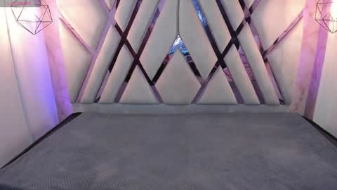 Domelipa  online show from 6, 2, 2025