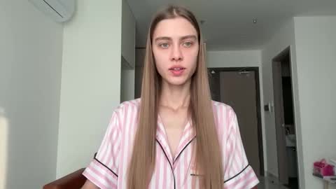 verablanc online show from 24, 4, 2026