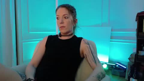 Vera Victors online show from 12, 4, 2026