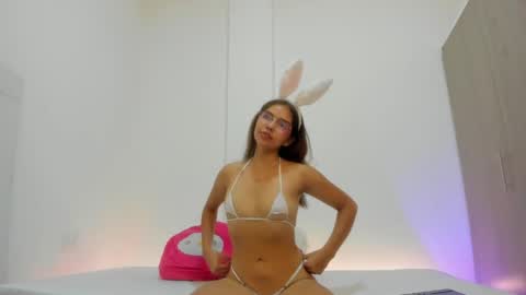 Snapshot of verohoneymoon chatting on 30, 4, 2026 Veronica online show from 30, 4, 2026