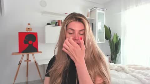 Lolitalolz online show from 5, 5, 2026