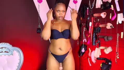 veronica_bdsm online show from 18, 11, 2025