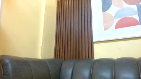 Veronica Robles online show from 4, 11, 2025