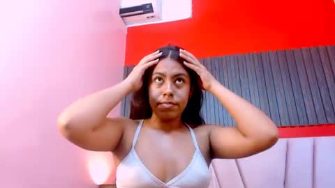 Snapshot of veronicarobles chatting on 10, 6, 2026 Veronica Robles online show from 10, 6, 2026