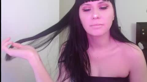 Snapshot of veronika_blak chatting on 4, 10, 2025 Miss Veronika Blak online show from 4, 10, 2025