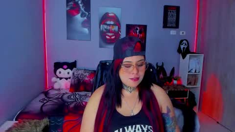 Miss Veronika online show from 5, 12, 2025