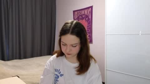 Snapshot of veroniquecabarcas chatting on 25, 6, 2026 Anna online show from 25, 6, 2026