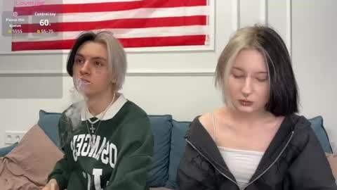 Snapshot of veryraretwins chatting on 6, 1, 2026 veryraretwins online show from 6, 1, 2026