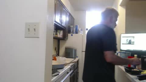 hairy man online show from 19, 9, 2025