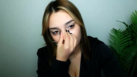 Snapshot of veryveryshygirl chatting on 27, 2, 2026 Ana online show from 27, 2, 2026