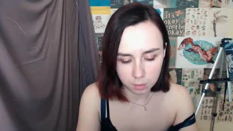 veryveryvery_shy online show from 27, 1, 2025