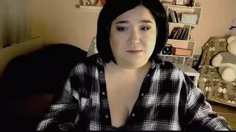 Snapshot of vi__vixen chatting on 28, 2, 2025 Vi Vixen online show from 28, 2, 2025