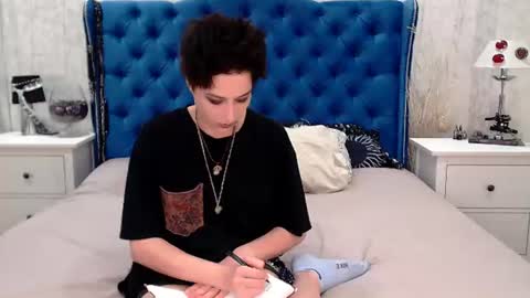Snapshot of via_mayer chatting on 19, 7, 2026 Via online show from 19, 7, 2026