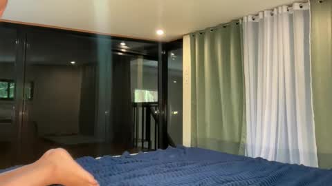 via_olala online show from 22, 10, 2025