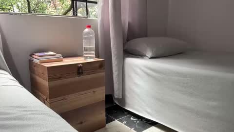 Snapshot of viajemos chatting on 23, 3, 2026 papichulo y mamichula online show from 23, 3, 2026