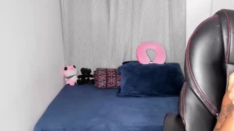 Snapshot of vianka_millerxxx chatting on 11, 11, 2025 Vianka online show from 11, 11, 2025