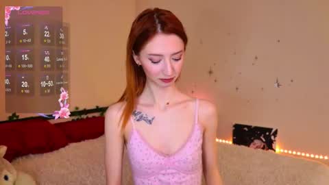 Snapshot of viaress chatting on 18, 12, 2025 VIARESS online show from 18, 12, 2025