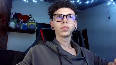 Vicent Brais online show from 4, 3, 2025