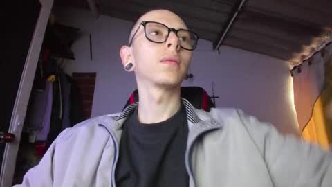 Snapshot of vicent_brais chatting on 13, 3, 2026 Vicent Brais online show from 13, 3, 2026