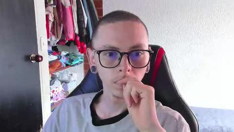 Snapshot of vicent_brais chatting on 29, 3, 2026 Vicent Brais online show from 29, 3, 2026