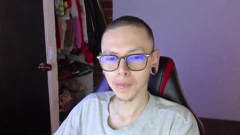 Snapshot of vicent_brais chatting on 31, 3, 2026 Vicent Brais online show from 31, 3, 2026