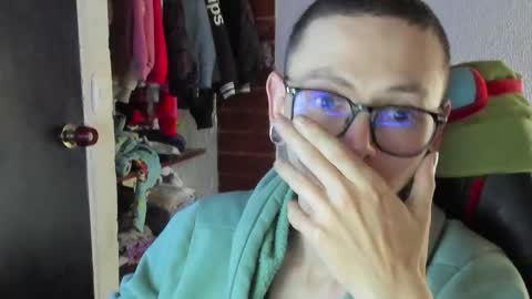 Snapshot of vicent_brais chatting on 9, 4, 2026 Vicent Brais online show from 9, 4, 2026