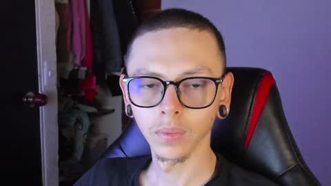 Snapshot of vicent_brais chatting on 10, 4, 2026 Vicent Brais online show from 10, 4, 2026