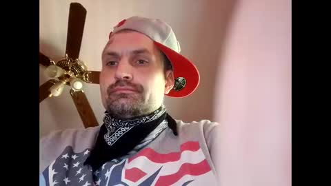 Snapshot of viciouzz1 chatting on 27, 11, 2025 viciouzz1 online show from 27, 11, 2025