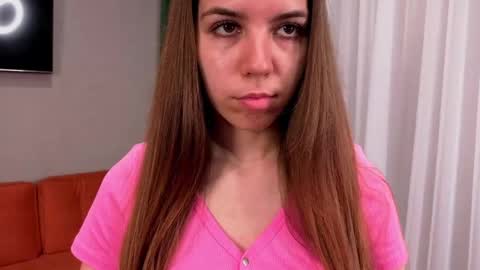 Snapshot of vicki_moore chatting on 21, 5, 2026 vicki_moore online show from 21, 5, 2026