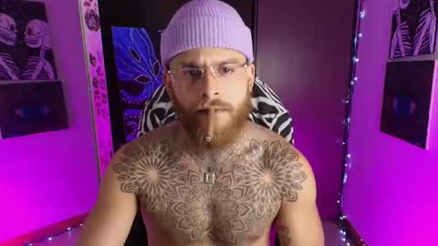 vickingcock7 online show from 25, 2, 2026