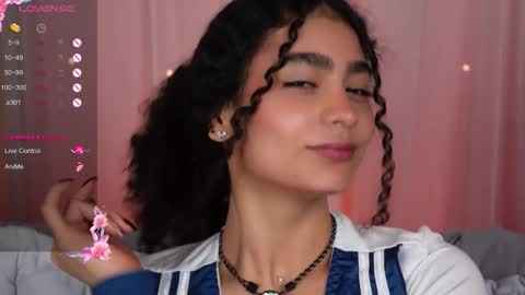 vicky_curly online show from 4, 10, 2025