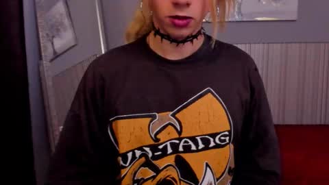  Vicky  online show from 18, 3, 2026