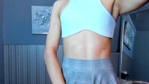  Vicky  online show from 14, 4, 2026