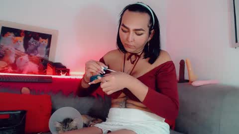 Snapshot of vicky_gill_ chatting on 7, 10, 2025 vicky_gill_ online show from 7, 10, 2025