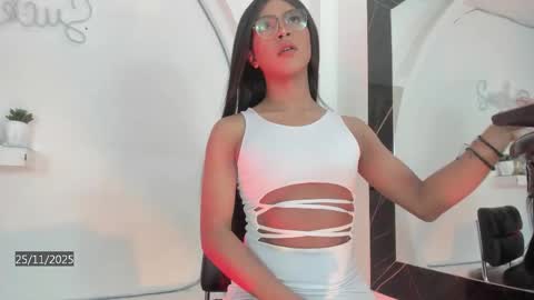 Snapshot of vicky_hottman chatting on 25, 11, 2025 vicky_hottman online show from 25, 11, 2025