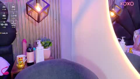Snapshot of vicky_lopezz_ chatting on 4, 6, 2026 vicky_lopezz_ online show from 4, 6, 2026