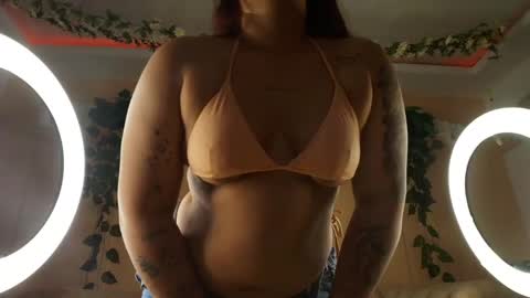 VICKY  online show from 16, 4, 2026