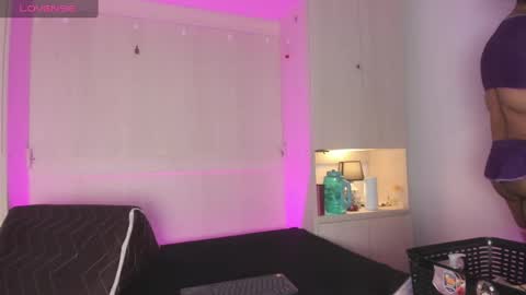 Snapshot of vicky_ruiz chatting on 20, 9, 2025 V I C K Y online show from 20, 9, 2025