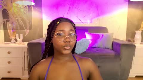 Vicky Walles online show from 18, 10, 2025