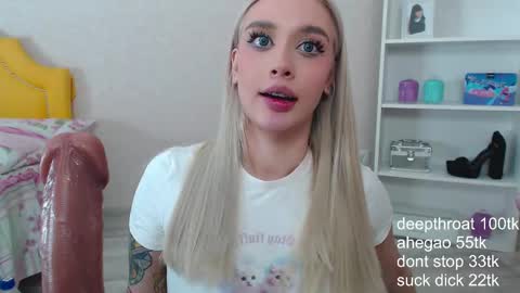 vickyfuckingdoll online show from 19, 2, 2025