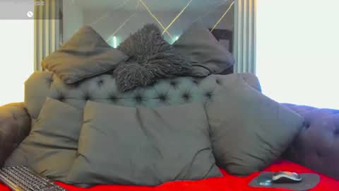 Snapshot of vickyjohnson1 chatting on 19, 6, 2026 Vicky online show from 19, 6, 2026