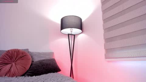 Victoria  online show from 4, 10, 2025