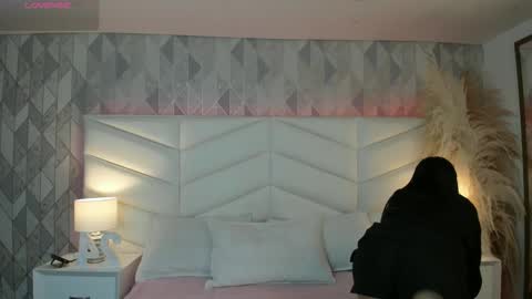 victoria___jonnes online show from 8, 10, 2025