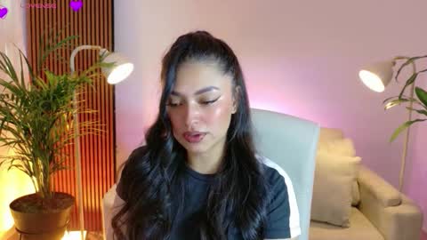 Snapshot of victoria___moon chatting on 7, 2, 2026 victoria online show from 7, 2, 2026