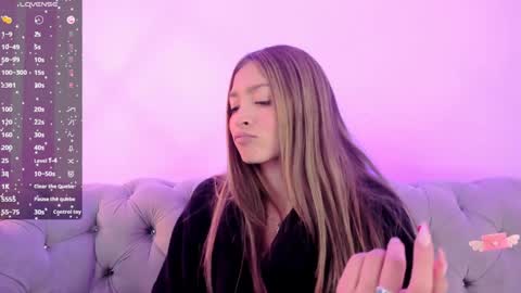 Snapshot of victoria_adams14 chatting on 9, 1, 2025 Victoria for you online show from 9, 1, 2025