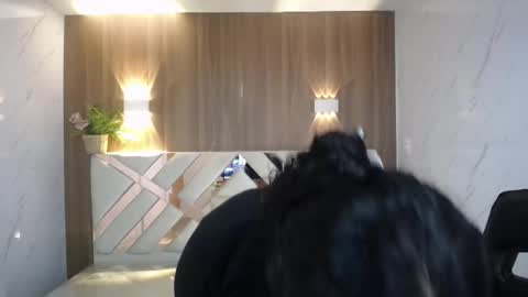 Snapshot of victoria_castillo_b chatting on 19, 11, 2025 victoria_castillo_b online show from 19, 11, 2025